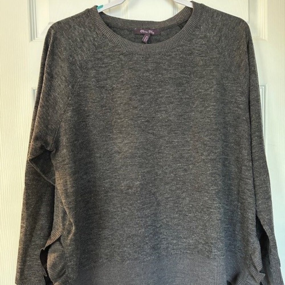 Olivia Sky Crew Neck Pullover Sweater